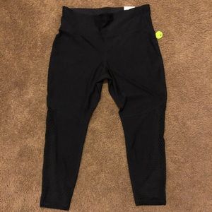 Xersion 7/8 fitted legging